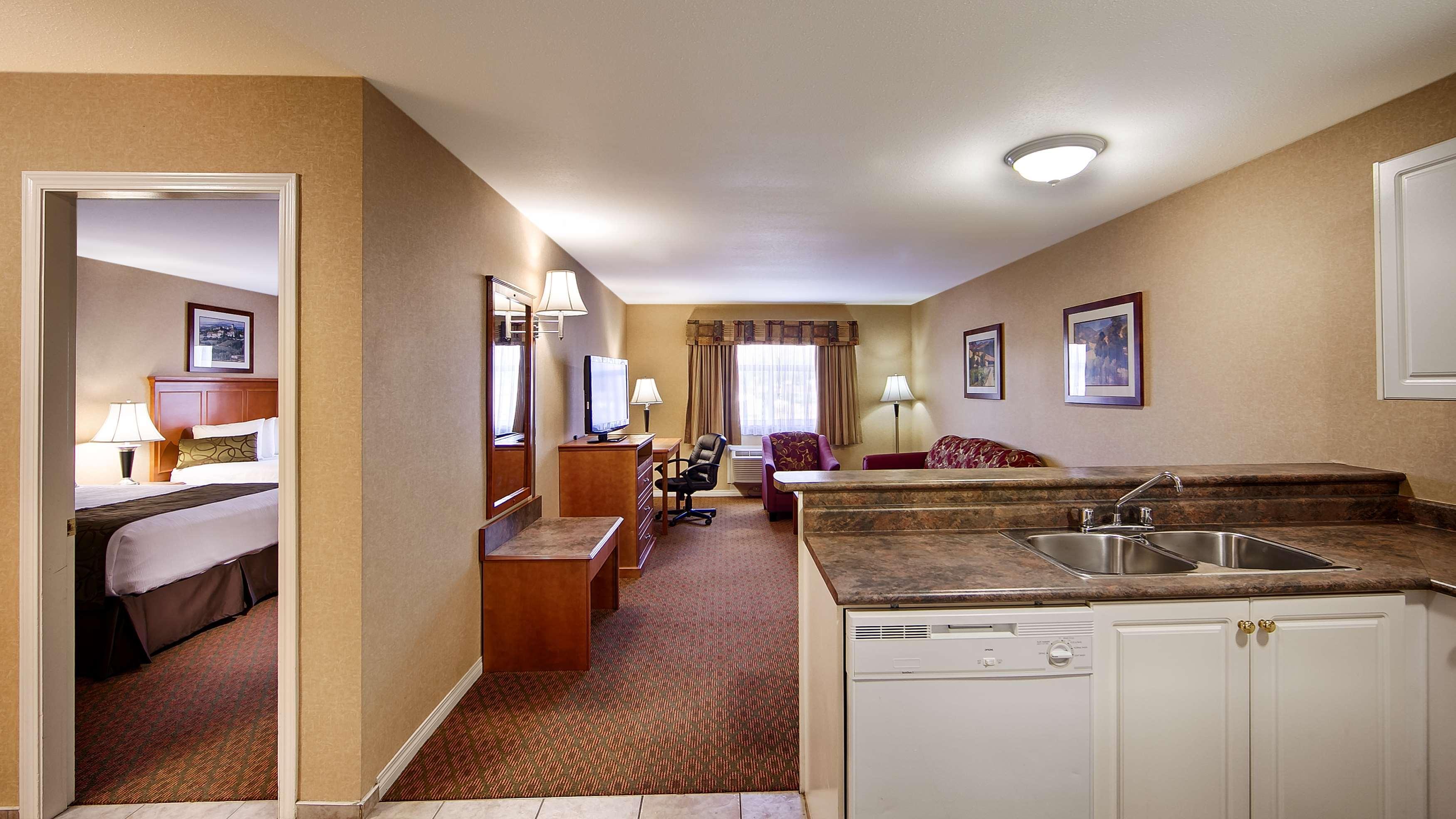 Best Western Plus Osoyoos Hotel & Suites Buitenkant foto