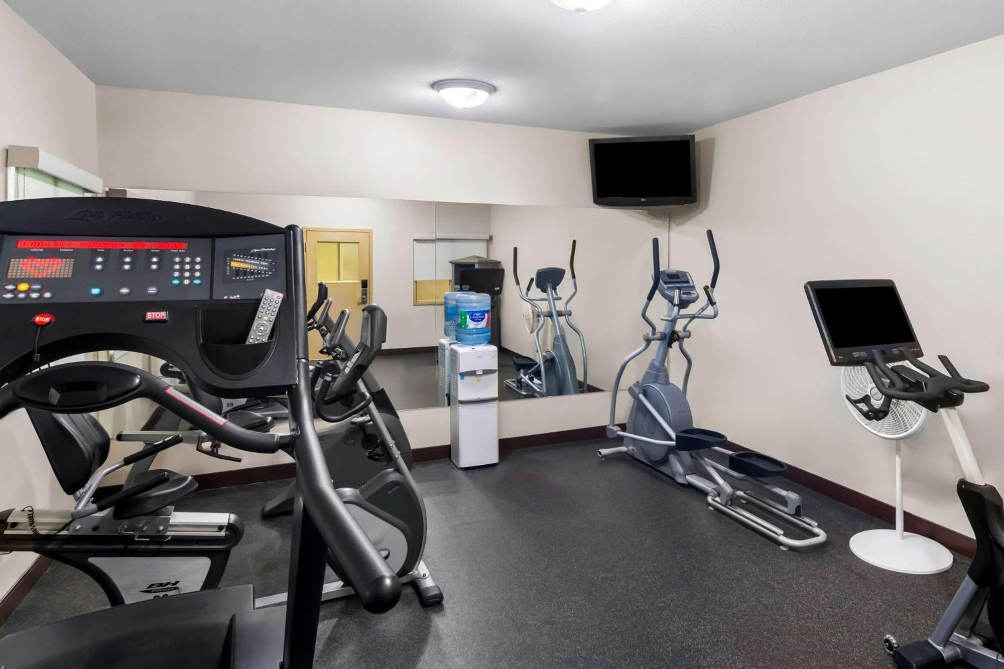 Best Western Plus Osoyoos Hotel & Suites Buitenkant foto