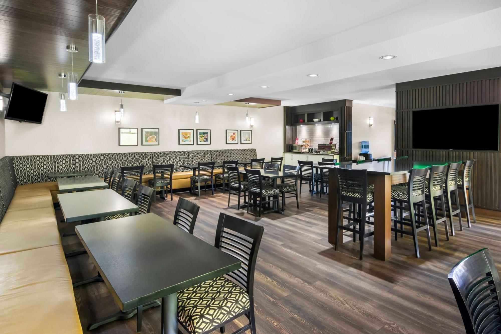 Best Western Plus Osoyoos Hotel & Suites Buitenkant foto