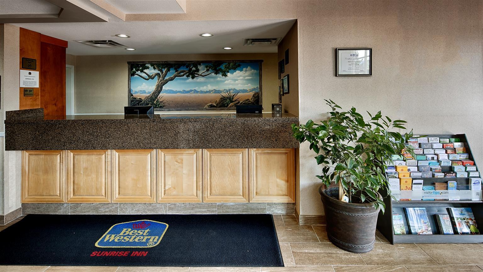 Best Western Plus Osoyoos Hotel & Suites Buitenkant foto